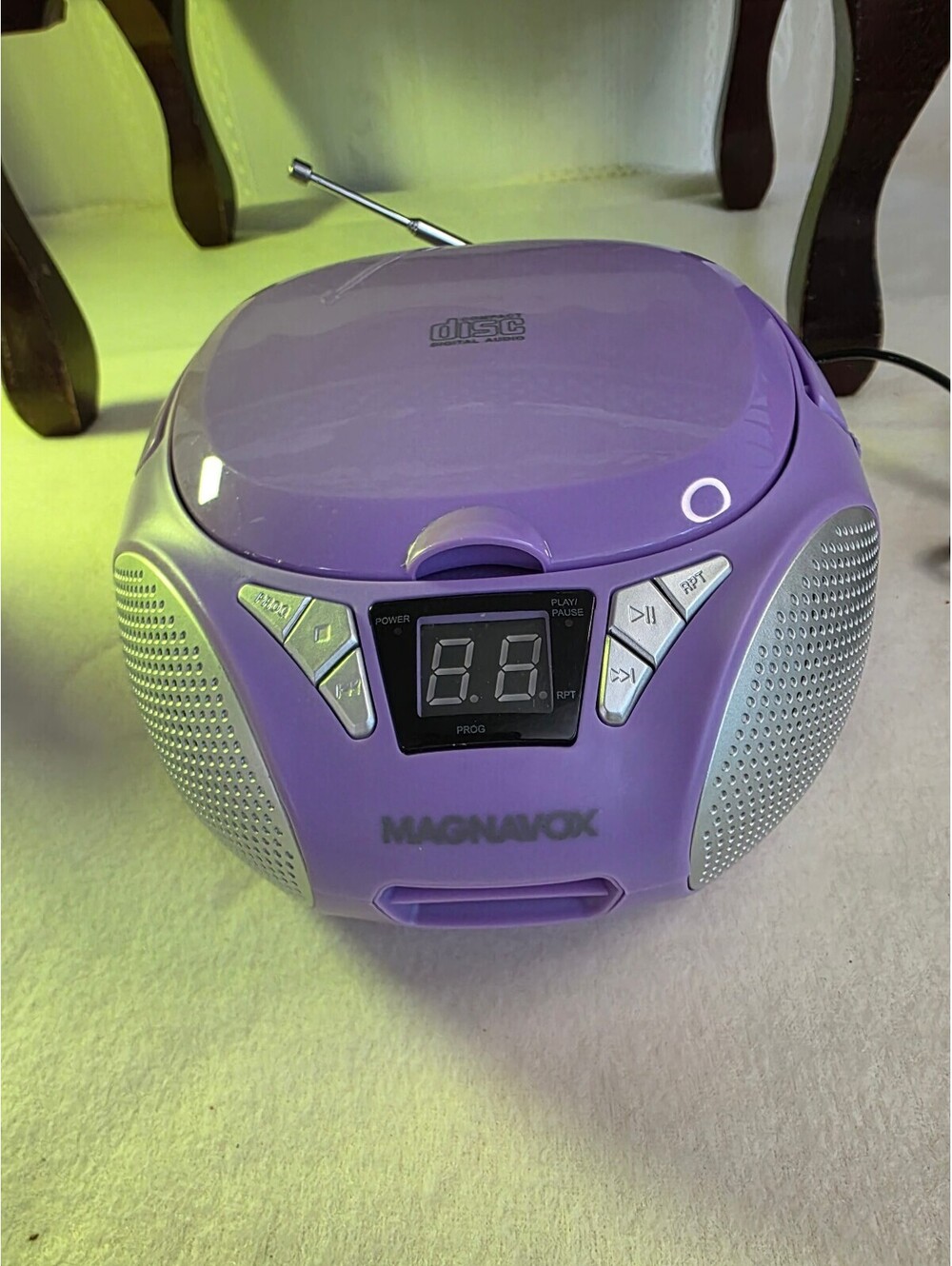 Magnavox MD6924M Purple CD Boombox AM/FM Radio Battery Tested Works